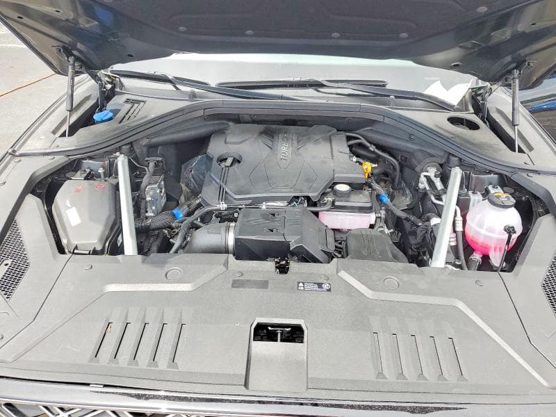 2026 GENESIS GV70 2.5T STANDARD 12