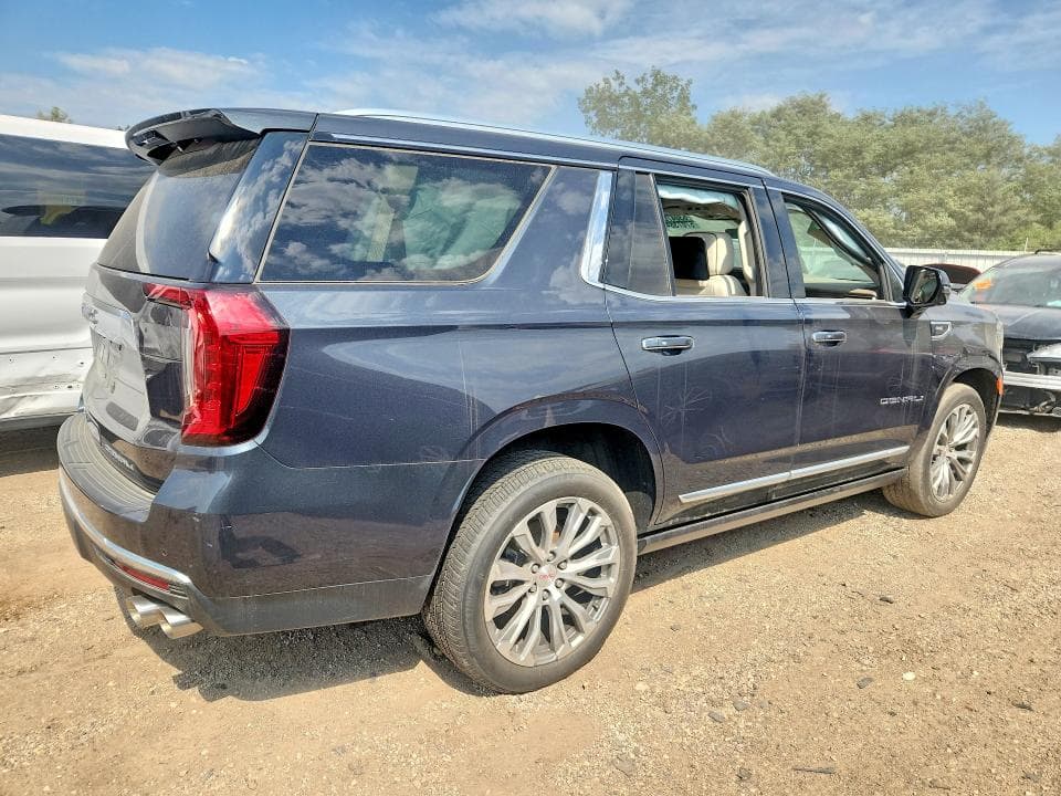 2021 GMC YUKON DENALI 3