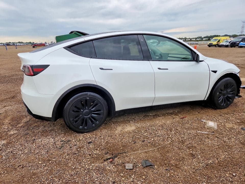 2023 TESLA MODEL Y 3