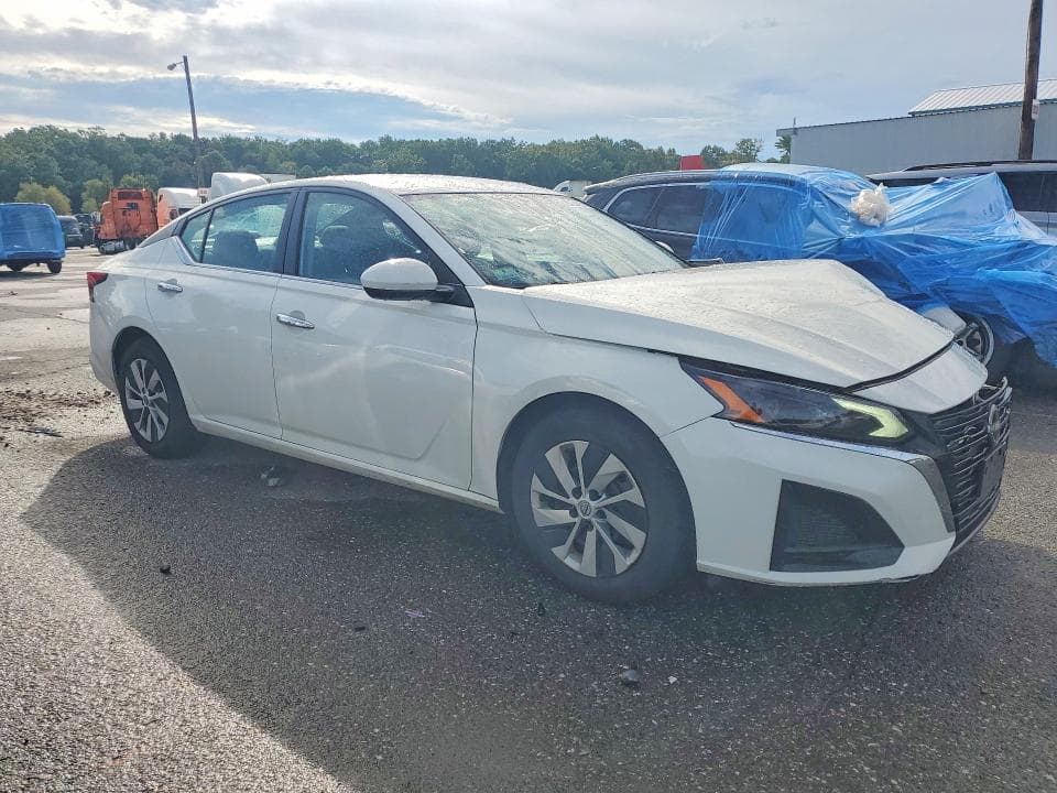 2023 NISSAN ALTIMA S 4