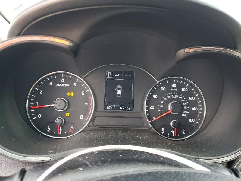2017 KIA FORTE EX 9