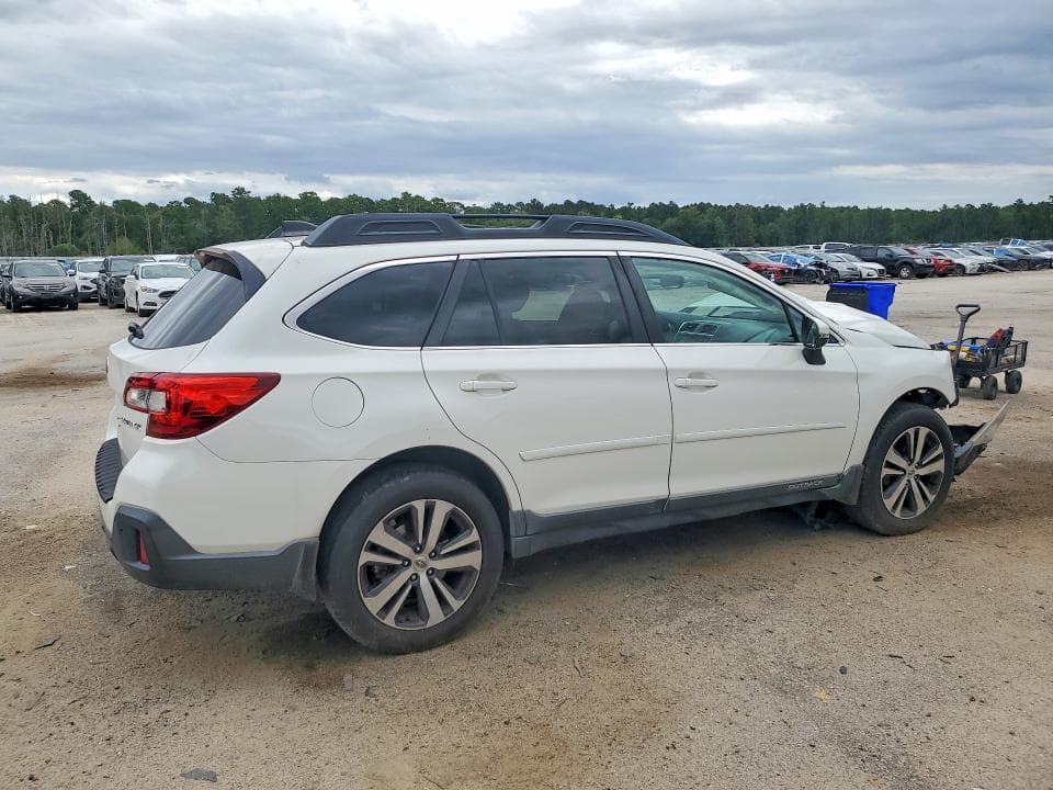 2018 SUBARU OUTBACK 2.5I LIMITED 3