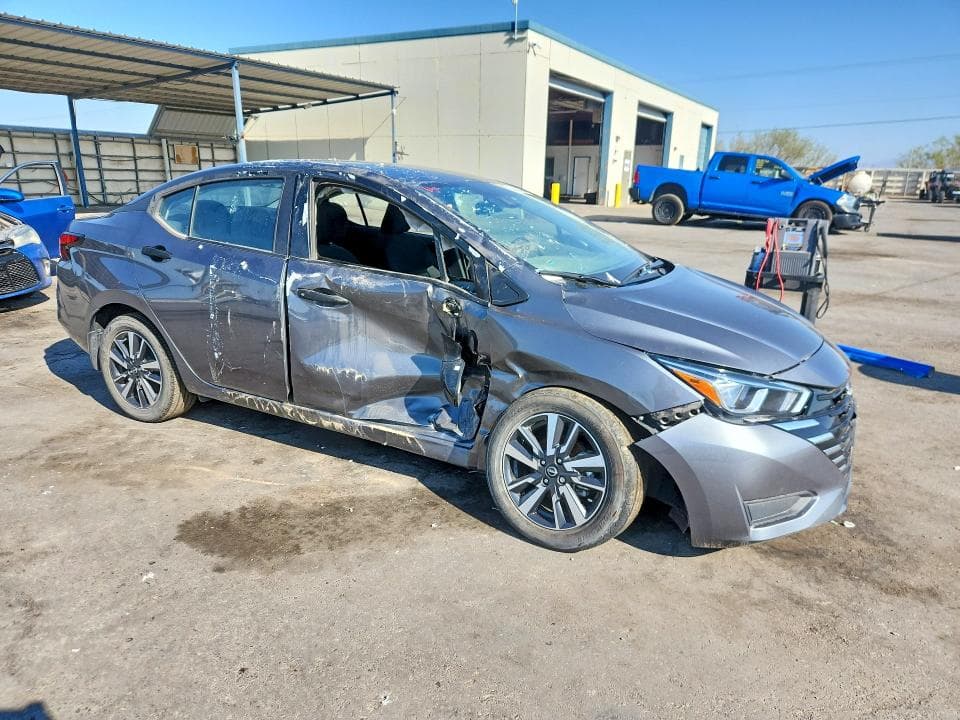 2024 NISSAN VERSA S 4