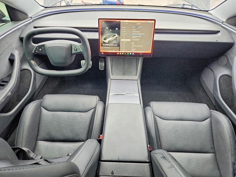 2025 TESLA MODEL 3 8