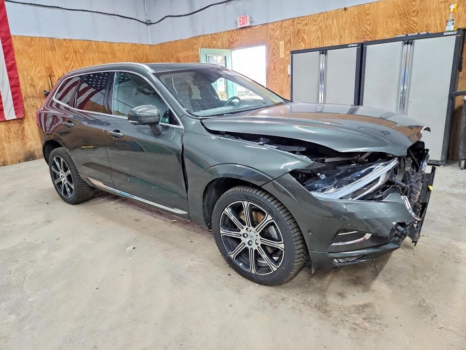 2020 VOLVO XC60 4