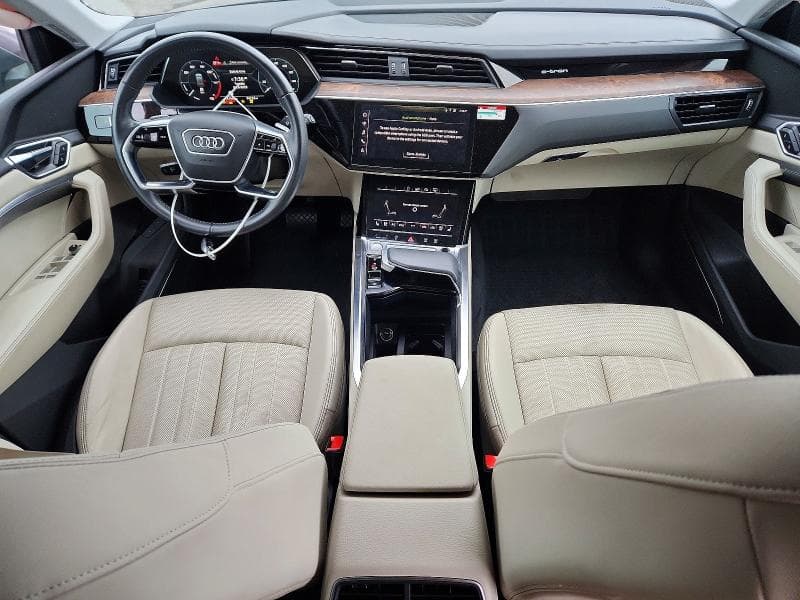 2019 AUDI E-TRON PREMIUM PLUS 8