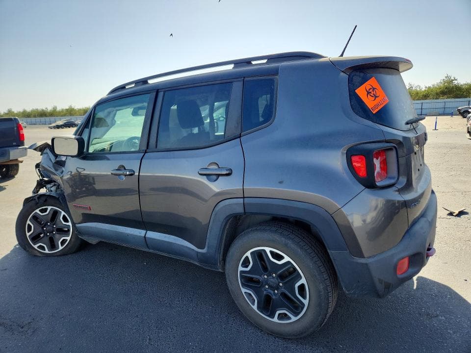 2017 JEEP RENEGADE TRAILHAWK 2