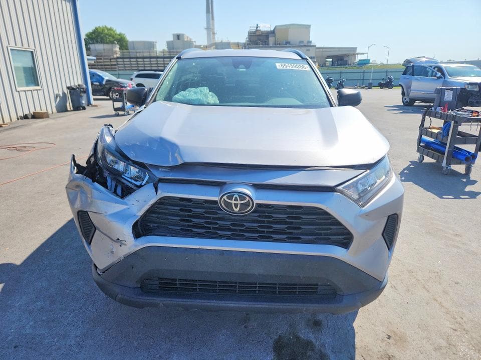 2021 TOYOTA RAV4 LE 5