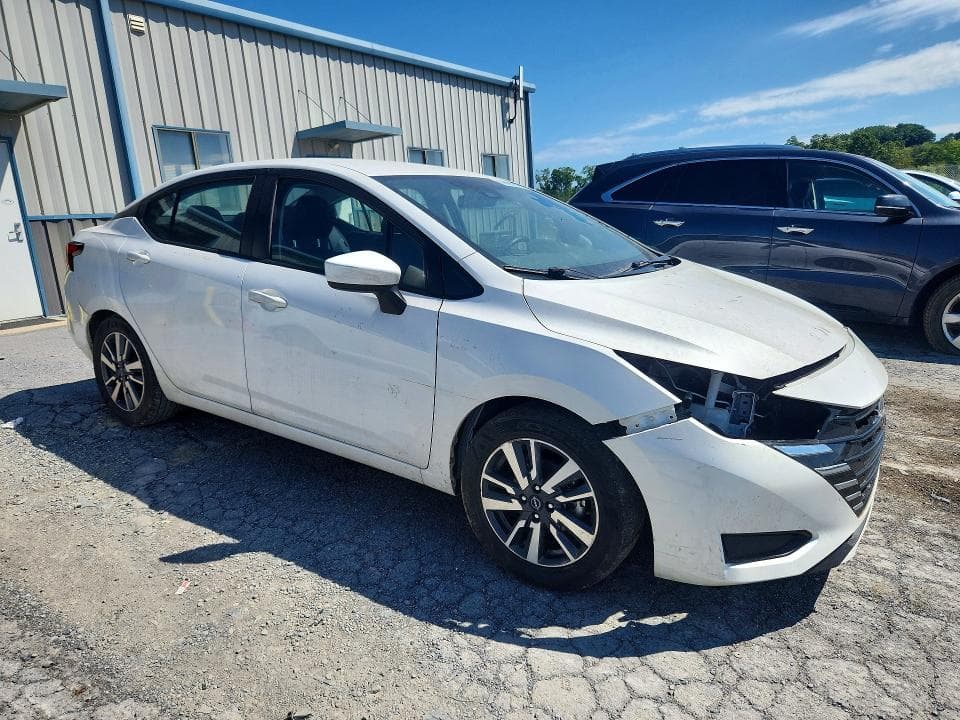 2024 NISSAN VERSA SV 4
