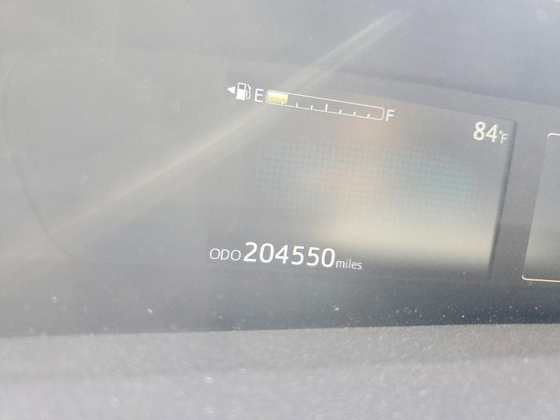 2017 TOYOTA PRIUS THREE 9