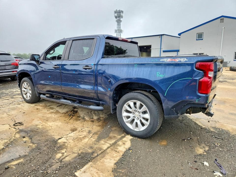 2021 CHEVROLET SILVERADO K1500 CUSTOM 2
