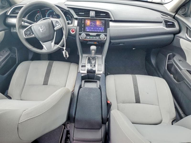 2017 HONDA CIVIC EX 8