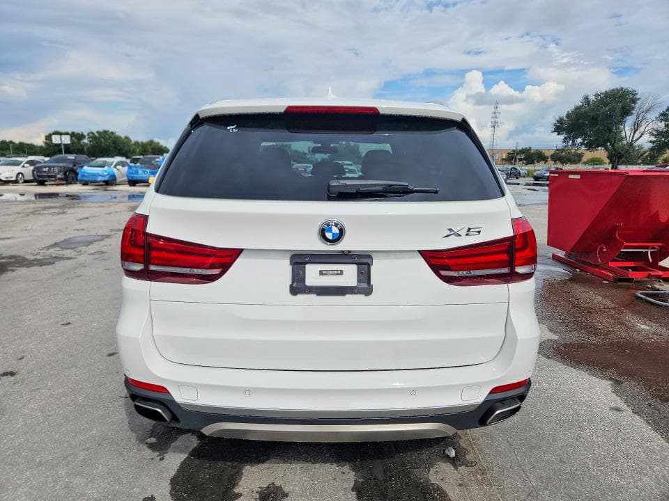 2017 BMW X5 XDR40E 6