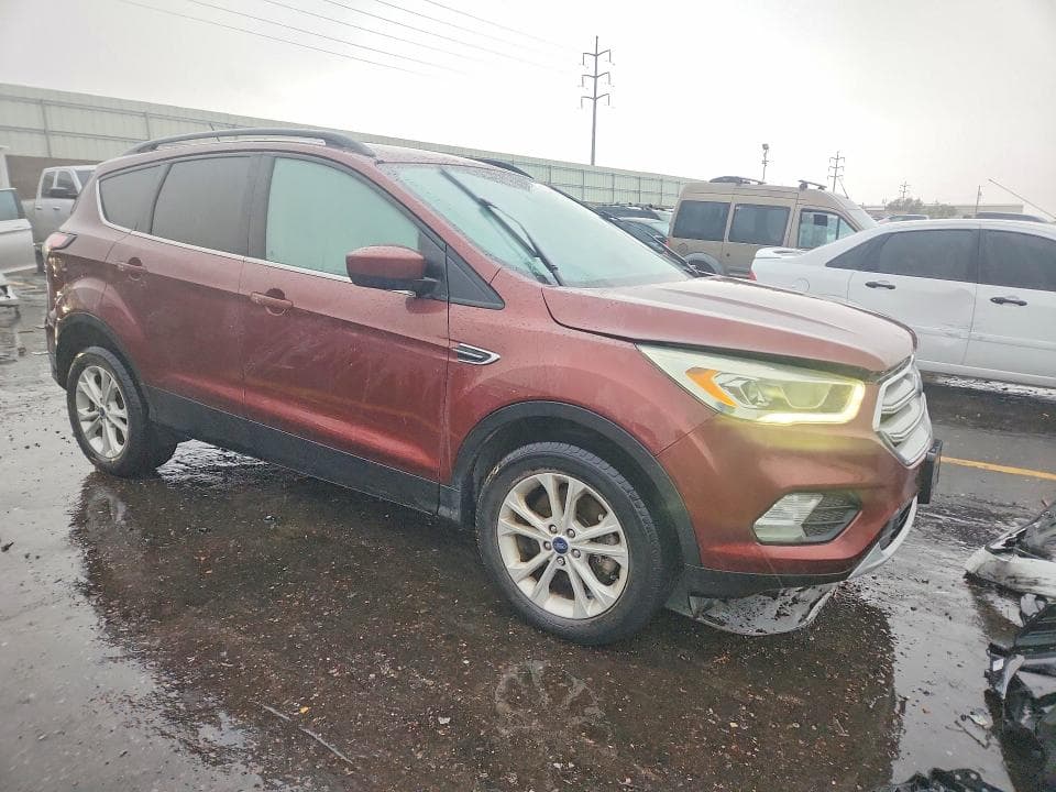 2018 FORD ESCAPE SEL 4
