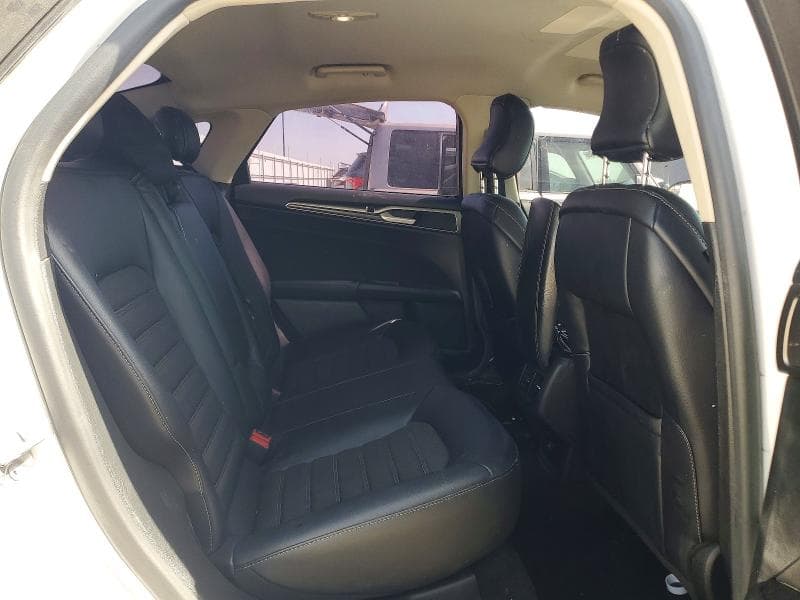 2017 FORD FUSION SE 10