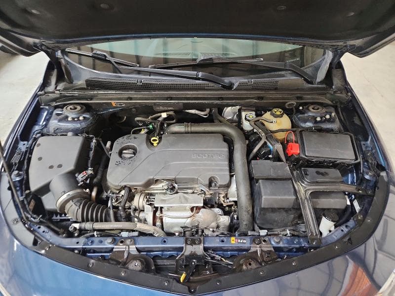 2022 CHEVROLET MALIBU LT 11