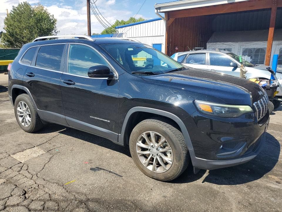 2021 JEEP CHEROKEE LATITUDE PLUS 4