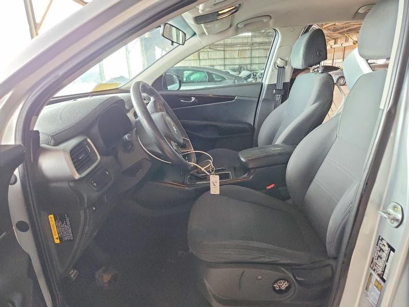 2017 KIA SORENTO L 7