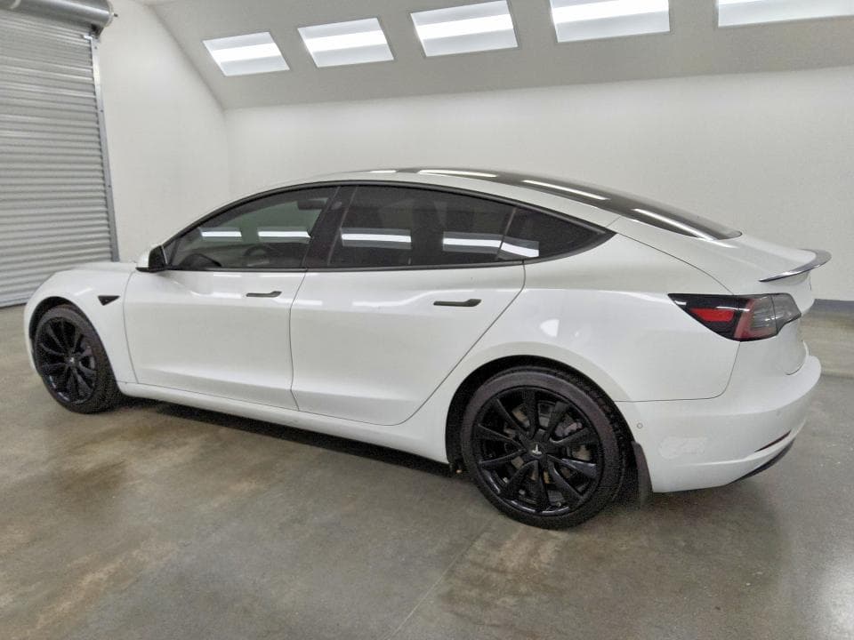 2018 TESLA MODEL 3 2
