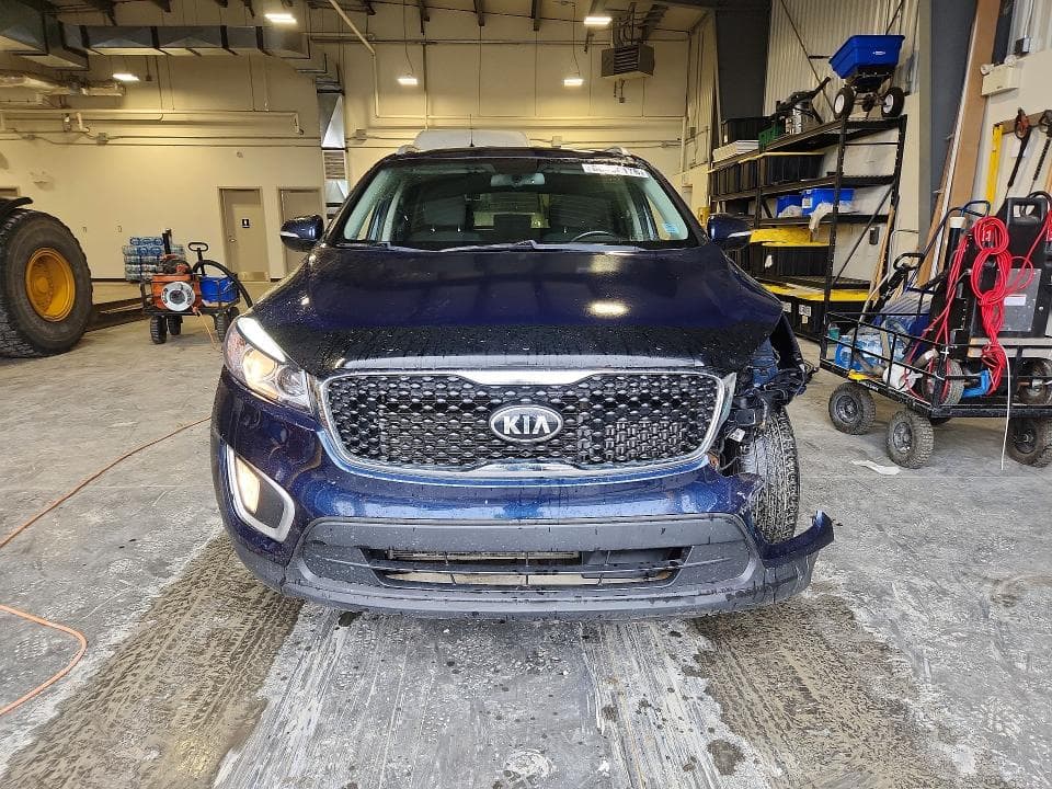2017 KIA SORENTO LX 5