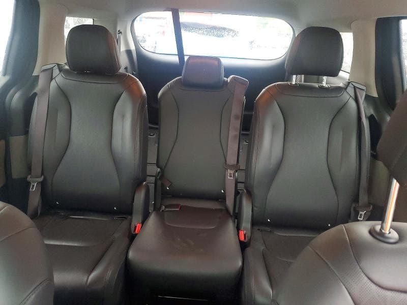 2025 KIA CARNIVAL LXS 10