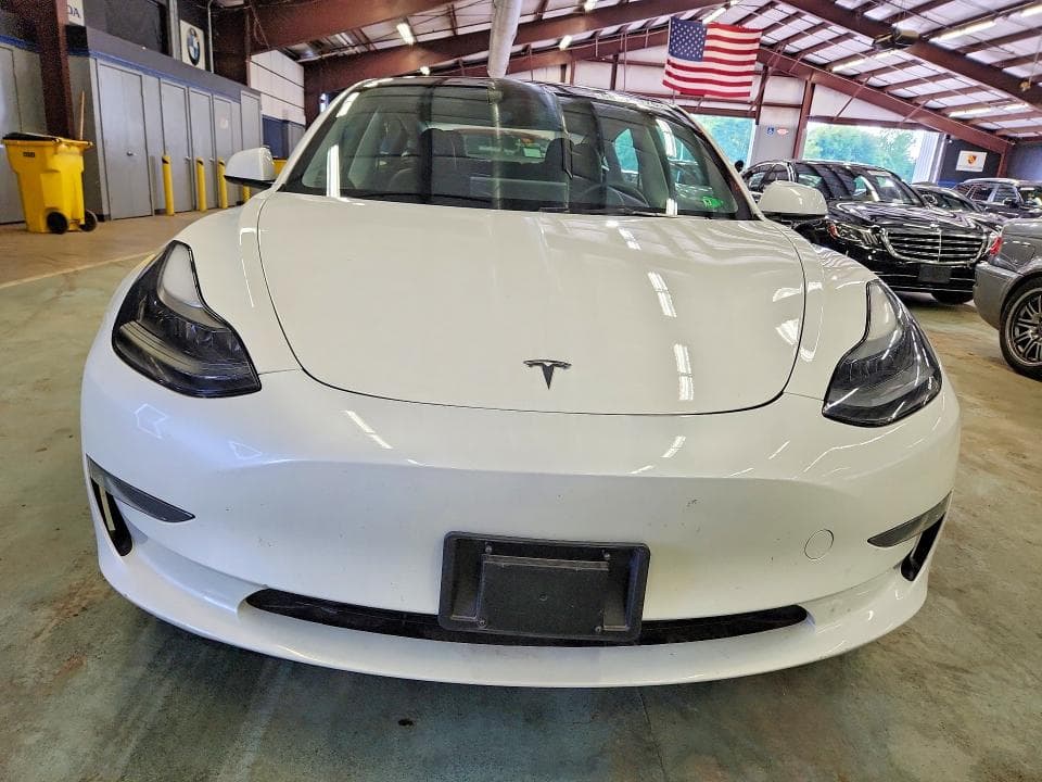 2023 TESLA MODEL 3 5