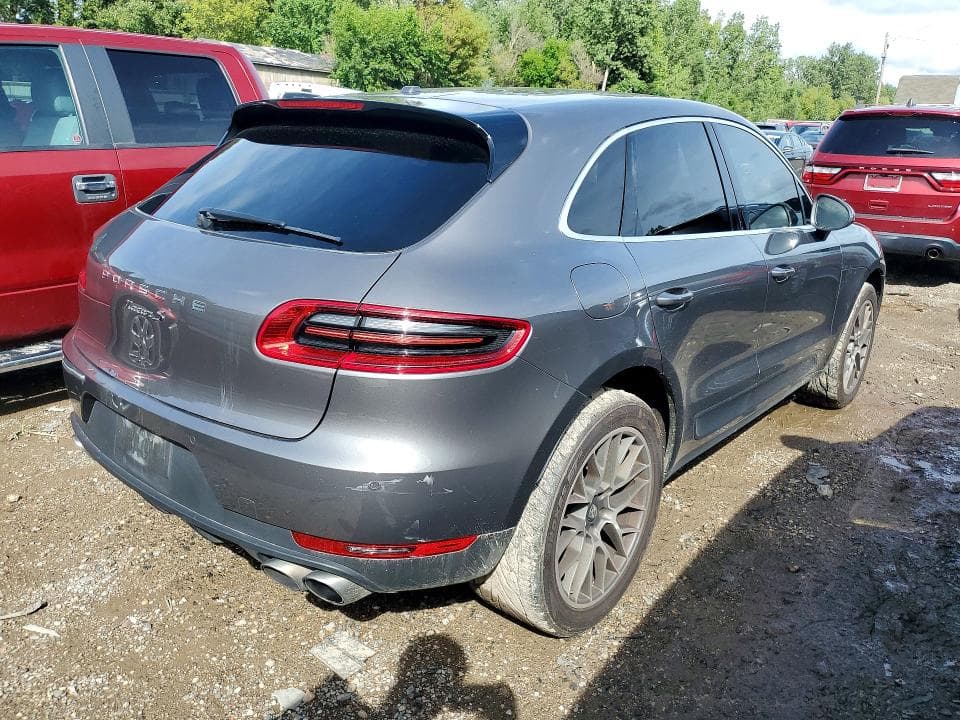 2018 PORSCHE MACAN S 3