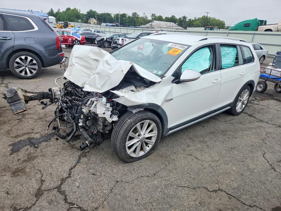 2017 VOLKSWAGEN GOLF ALLTRACK S - 1