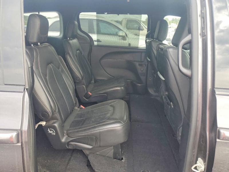 2021 CHRYSLER PACIFICA TOURING L 11