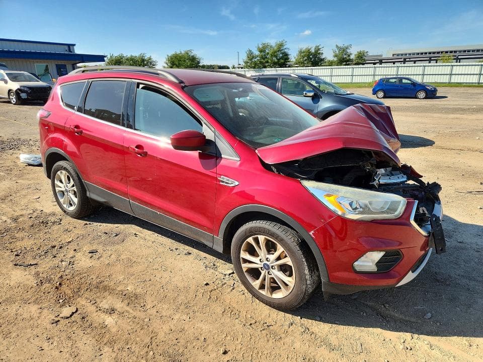 2017 FORD ESCAPE SE 4