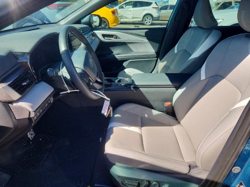 2026 TOYOTA CAMRY SE 7