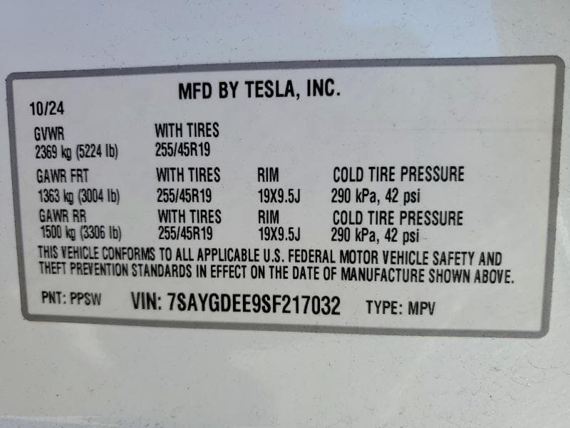 2025 TESLA MODEL Y 12