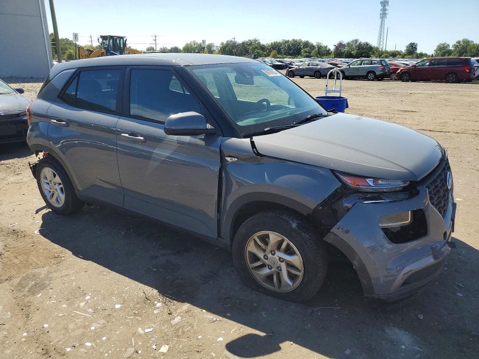 2021 HYUNDAI VENUE SE 4