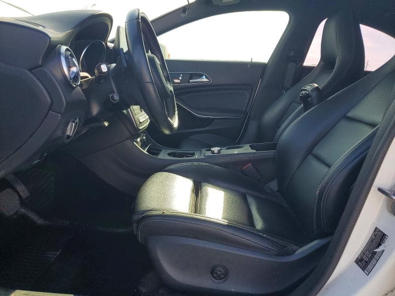 2018 MERCEDES-BENZ CLA 250 7