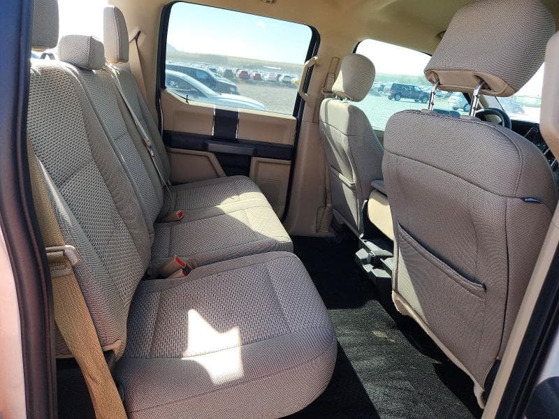 2017 FORD F150 SUPERCREW 10