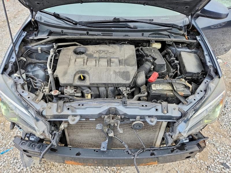 2017 TOYOTA COROLLA LE 11