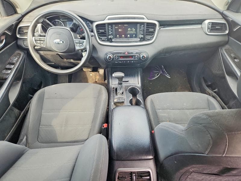 2019 KIA SORENTO LX V6 8