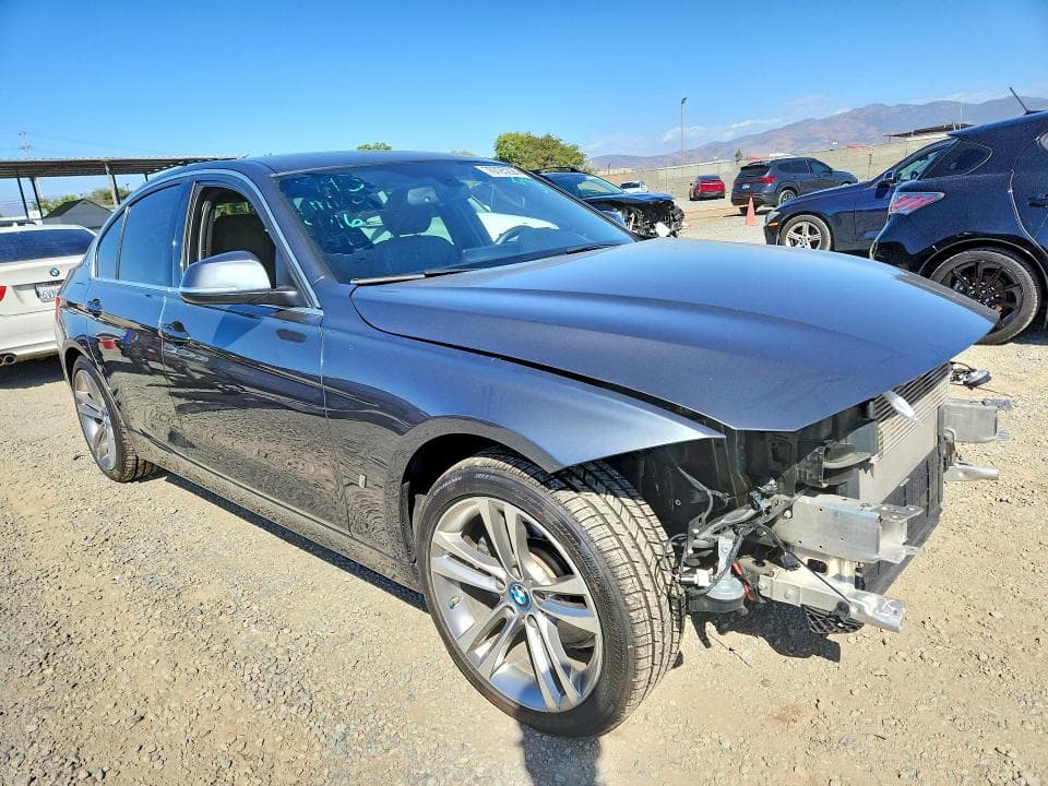 2018 BMW 330E 4