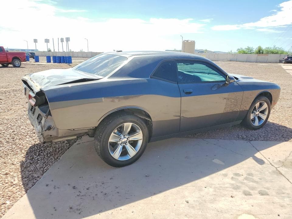 2020 DODGE CHALLENGER SXT 3