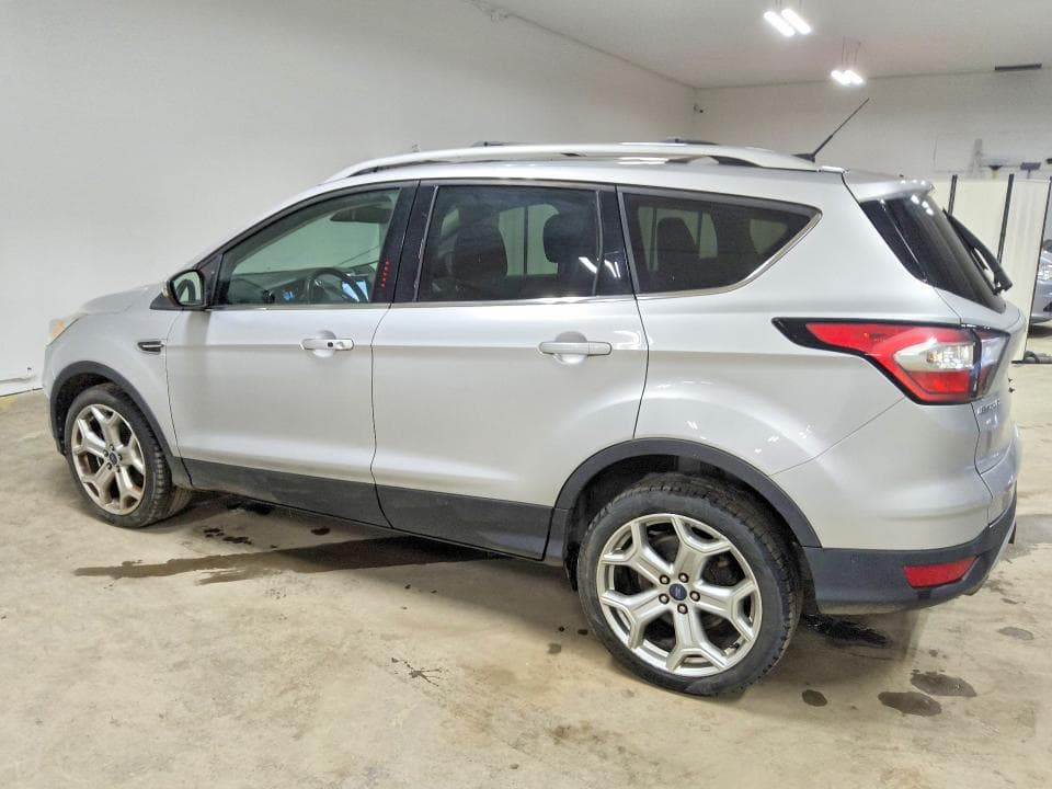 2017 FORD ESCAPE TITANIUM 2