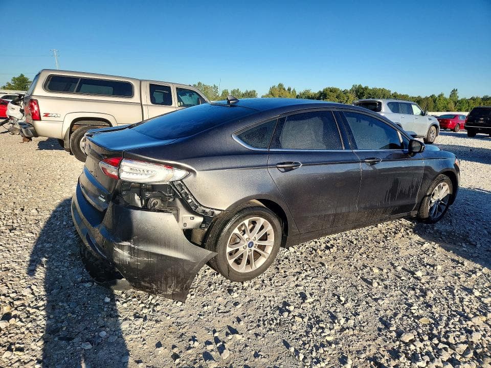 2020 FORD FUSION SE 3