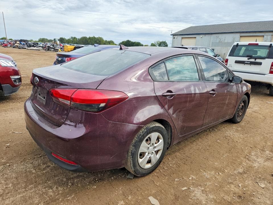 2017 KIA FORTE LX 3