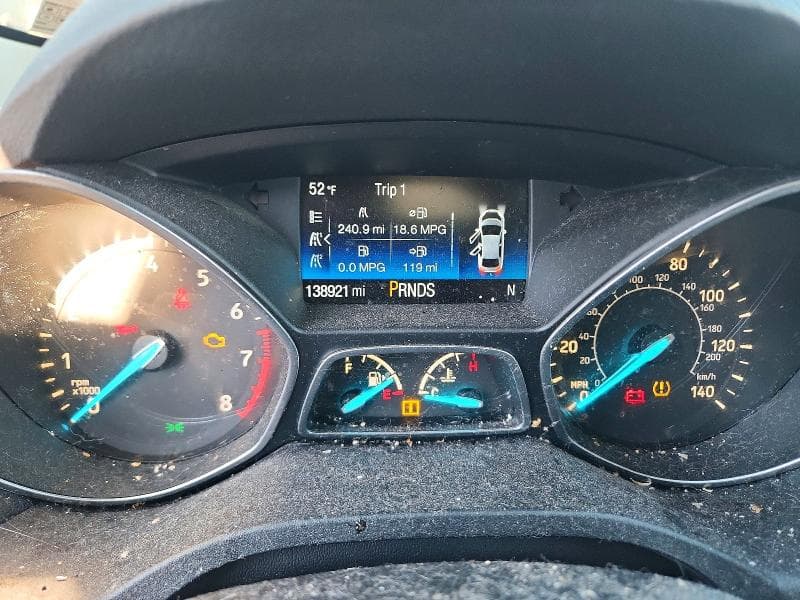 2017 FORD ESCAPE SE 9
