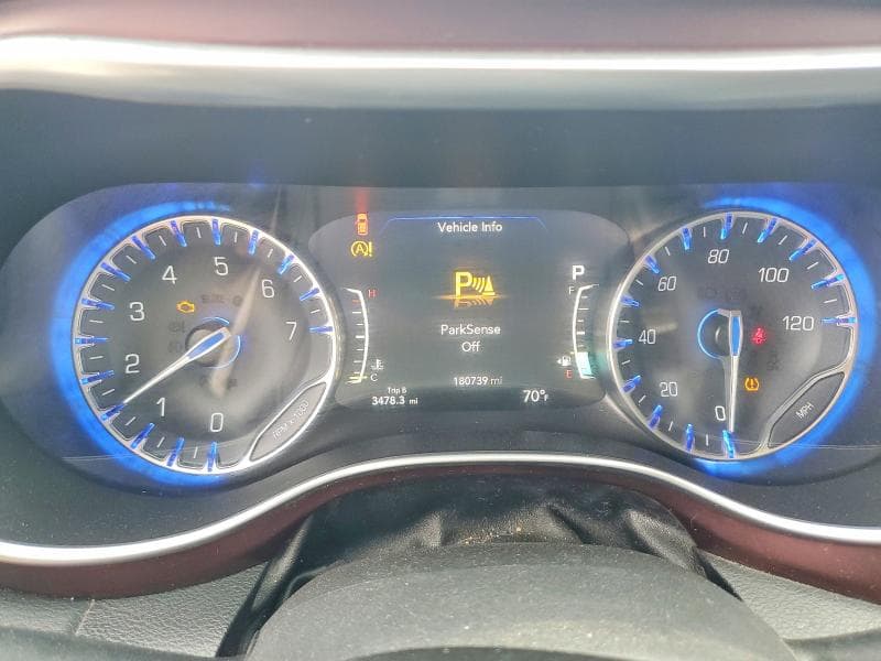 2019 CHRYSLER PACIFICA TOURING L PLUS 9