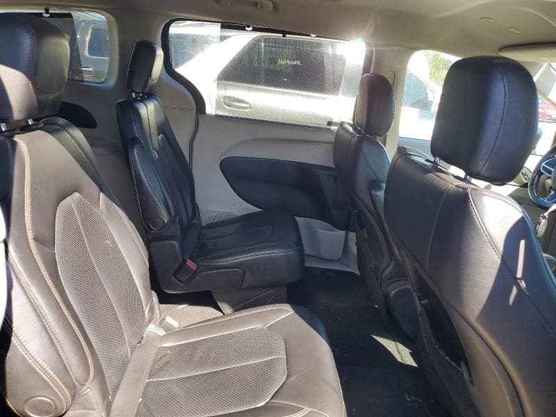 2020 CHRYSLER PACIFICA TOURING L 11