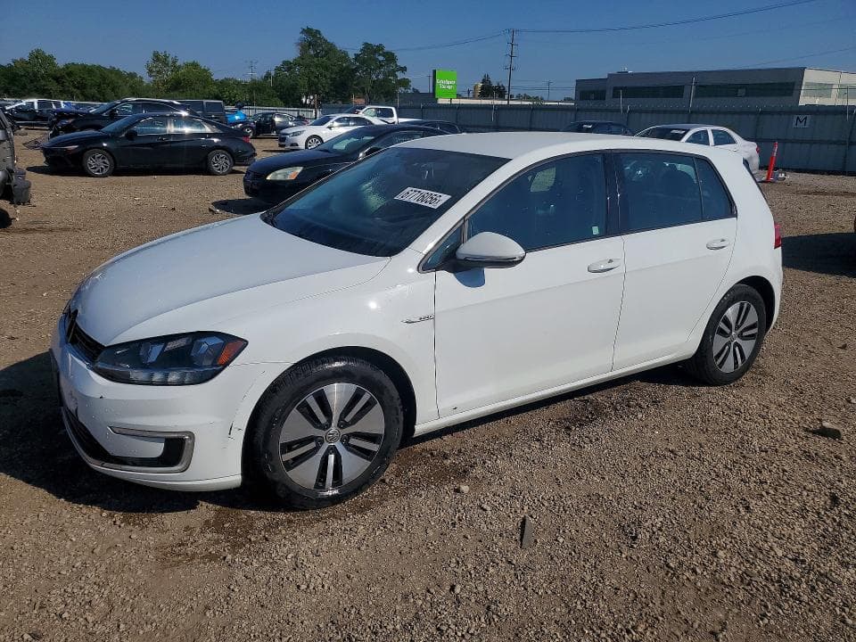 2018 VOLKSWAGEN E-GOLF SE