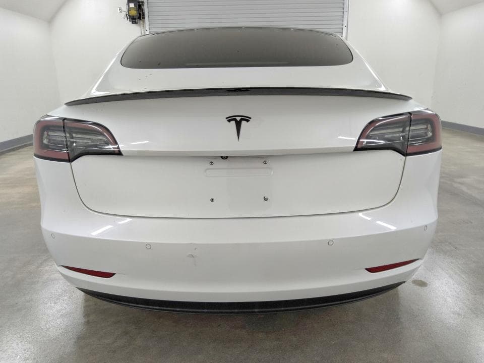 2018 TESLA MODEL 3 6