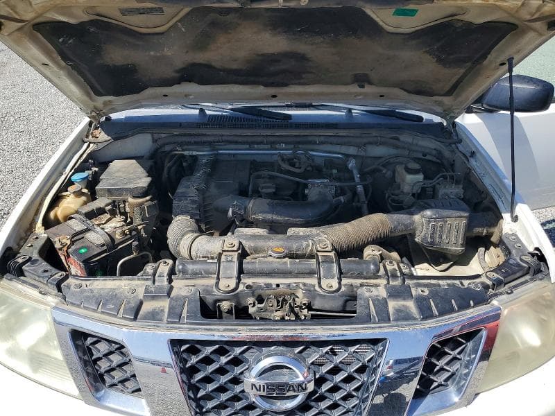 2018 NISSAN FRONTIER S 11