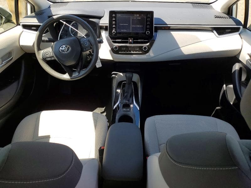 2020 TOYOTA COROLLA LE 8