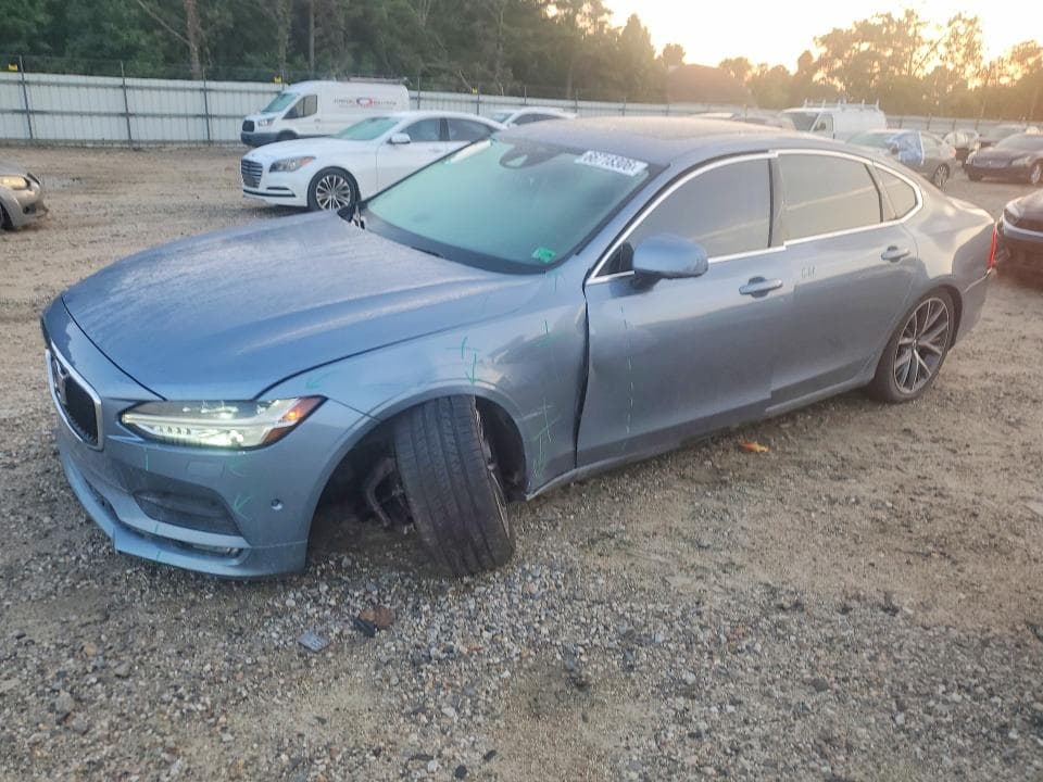 2018 VOLVO S90 T5 MOMENTUM - 1